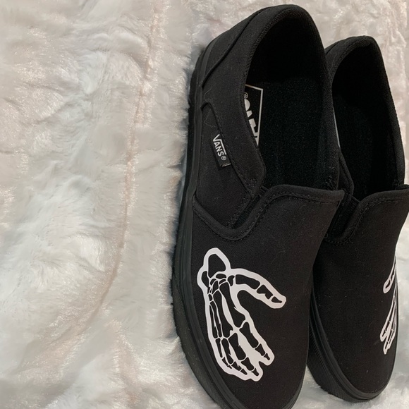 Custom vans - Picture 4 of 5